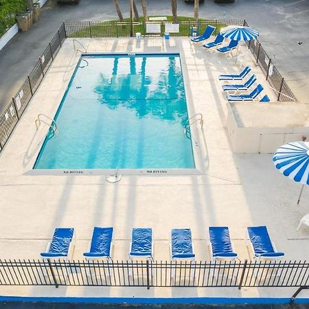 Royal Palms Motel Tybee Island Bagian luar foto