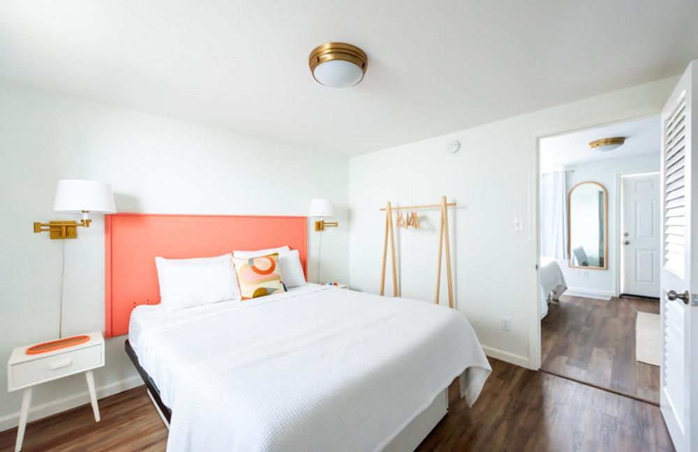 Royal Palms Motel Tybee Island Bagian luar foto